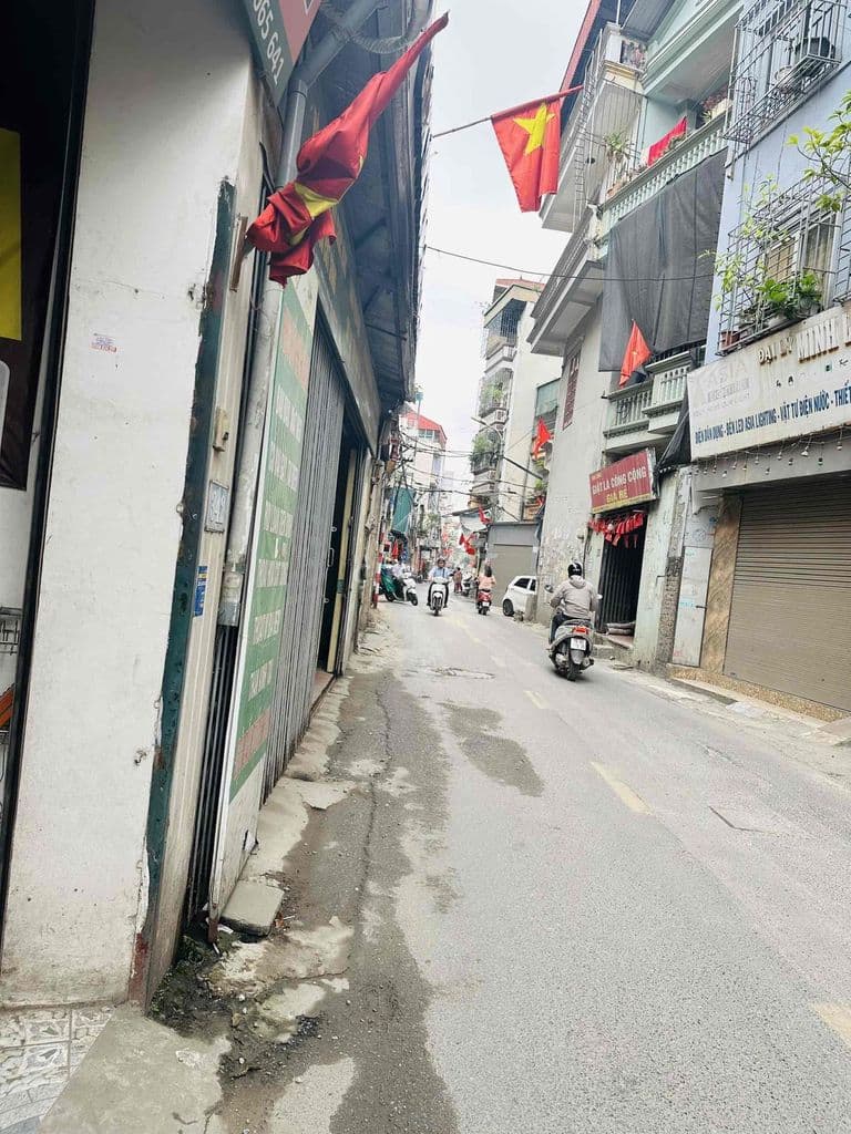 Cho thuê mặt bằng kinh doanh Phố Định Công - Ảnh 3