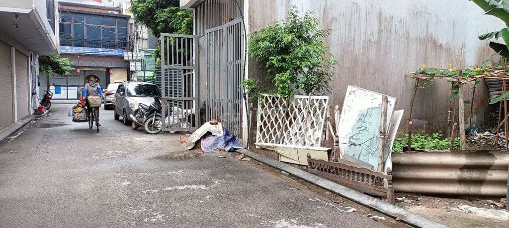 Cần bán lô đất giãn dân phân lô rất đẹp tại thôn đìa.nam hồng ĐA HN