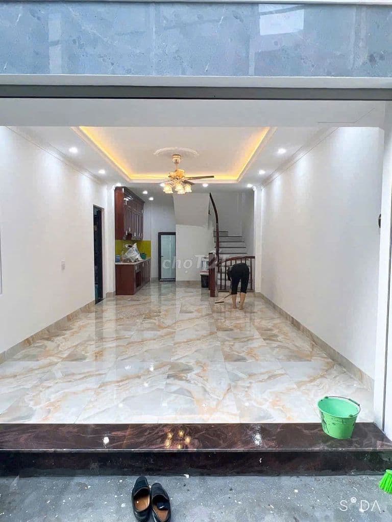 BÁN NHÀ THẠCH BÀN GẦN KĐT GARDEN CITY 40M 5 TẦNG- GIÁ NHỈNH 7 TỶ - Ảnh 3