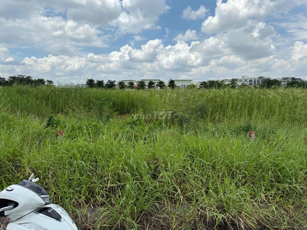 Bán đất nền 5*21, đường 13m Khu đô thị Vạn Phúc