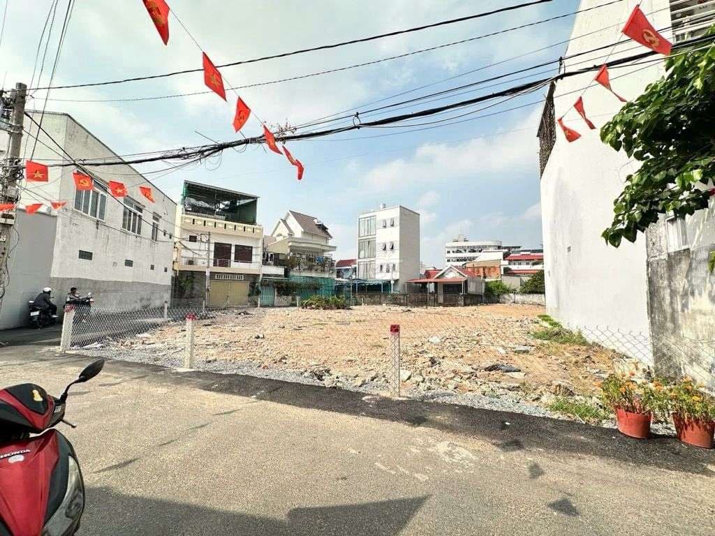 HIẾM _ BÁN LÔ ĐẤT HXH _DT : 68M² giá 5 tỷ NHỈNH _ ĐG SỐ 7, LINH TRUNG