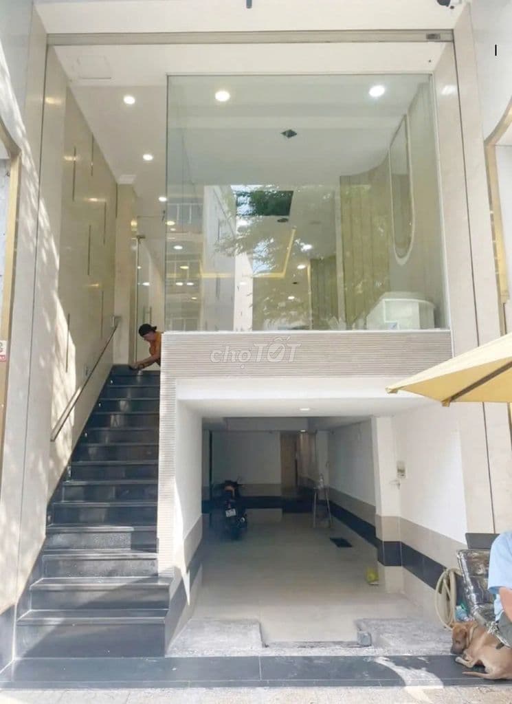 SIÊU PHẨM ỐP KÍNH - 79A Út Tịch, P4, TB, 5x20, DTSD 500m2, Có Hầm - Ảnh 2