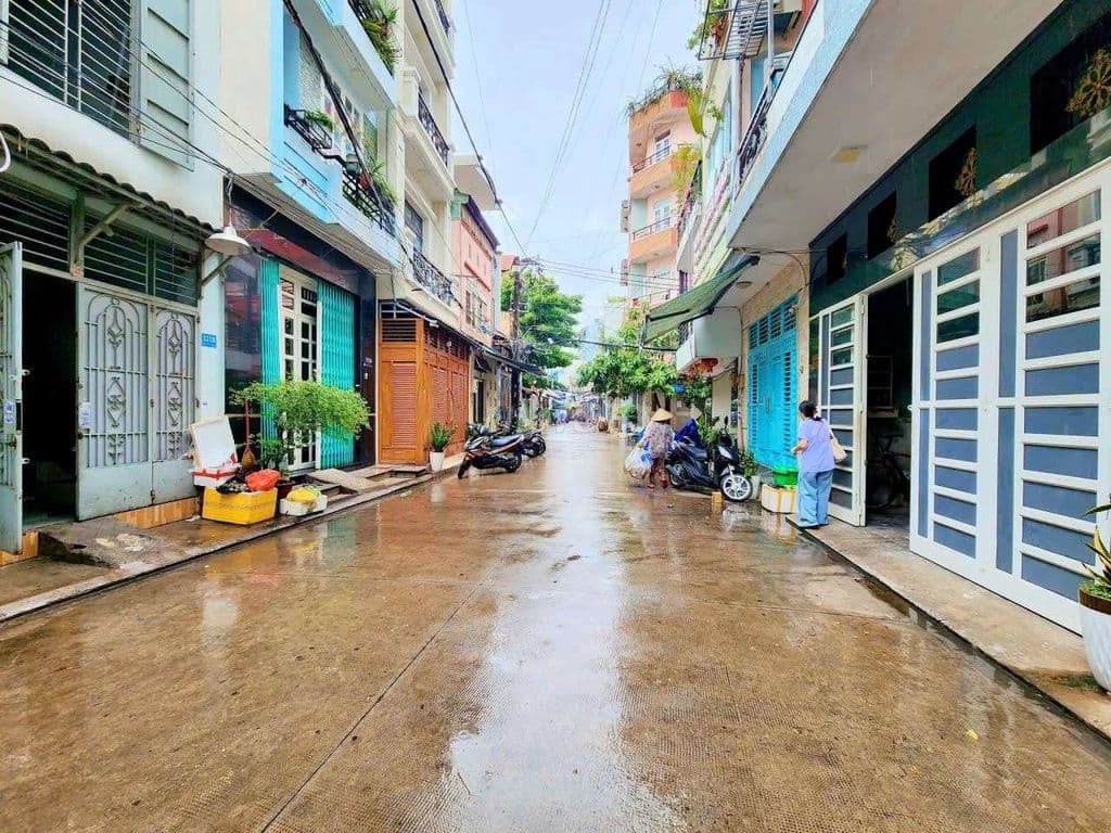 NHÀ 2 TẦNG, NGAY KHU BÀU CÁT, 54M², NGANG HIẾM 5.4M. GIÁ NHỈNH 6 TỶ - Ảnh 2