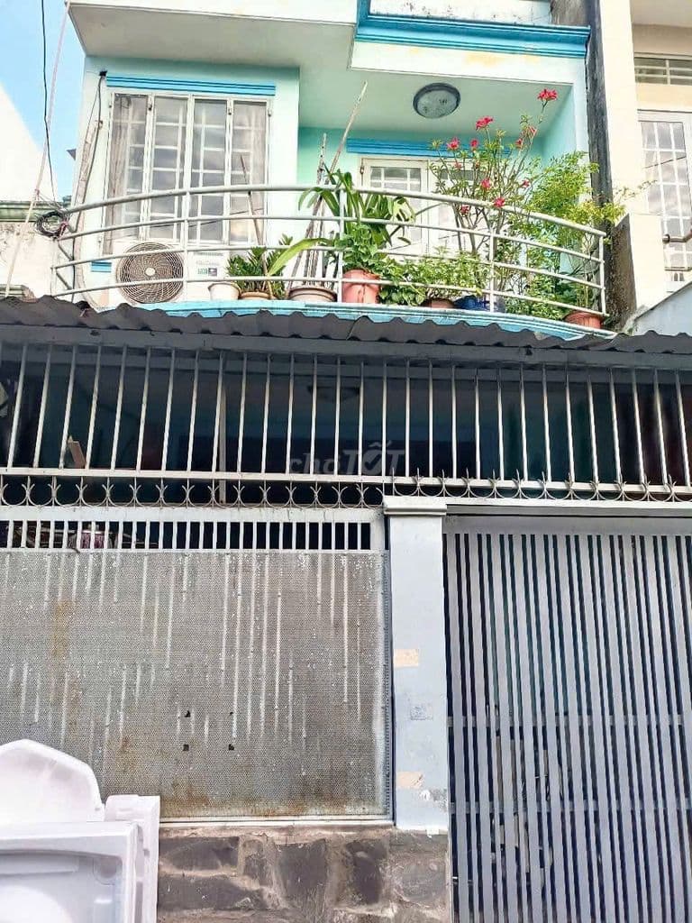 Nhà bán xã Trung Chánh huyện hóc môn 4 x 15 trệt, 1 lầu/ sổ hồng riêng - Ảnh 2