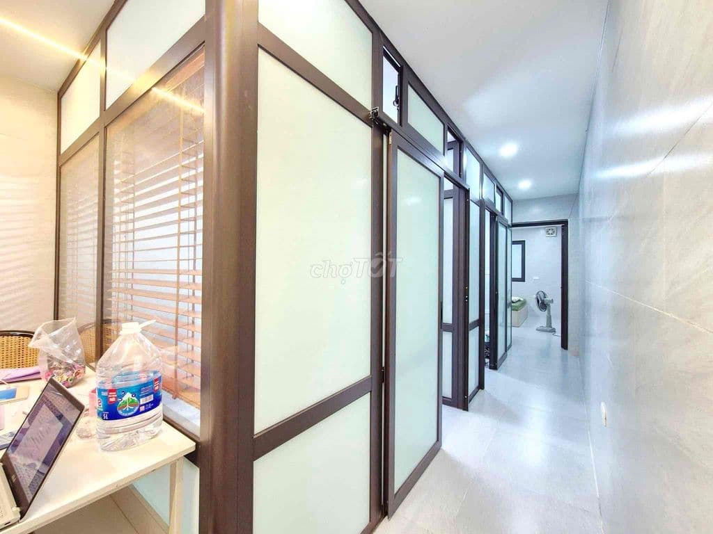 Căn tập thể, sổ hồng tầng 1 mặt phố 8/3-2 thoáng-80m;3N;2VS-Hơn 5 tỷ - Ảnh 3