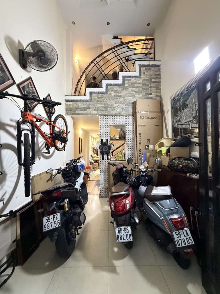 NHÀ 5 TẦNG NGUYỄN TRỌNG TUYỂN P2 TÂN. GIÁ NHỈNH 5VTYR - Ảnh 3