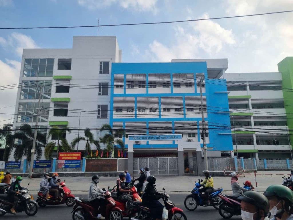 BÁN NHÀ ĐƯỜNG CMT8 - Q3- 36M²- 4 TẦNG - 4PN- CHỈ NHỈNH 5 TỶ - Ảnh 3