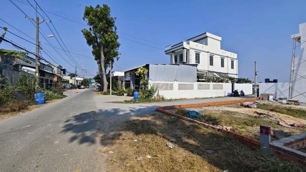C.C BÁN ĐẤT LÔ GỐC 2 MẶT TIỀN ĐƯỜNG NHỰA TÂN AN HỘI CỦ CHI, DT 11mX19m - Ảnh 2