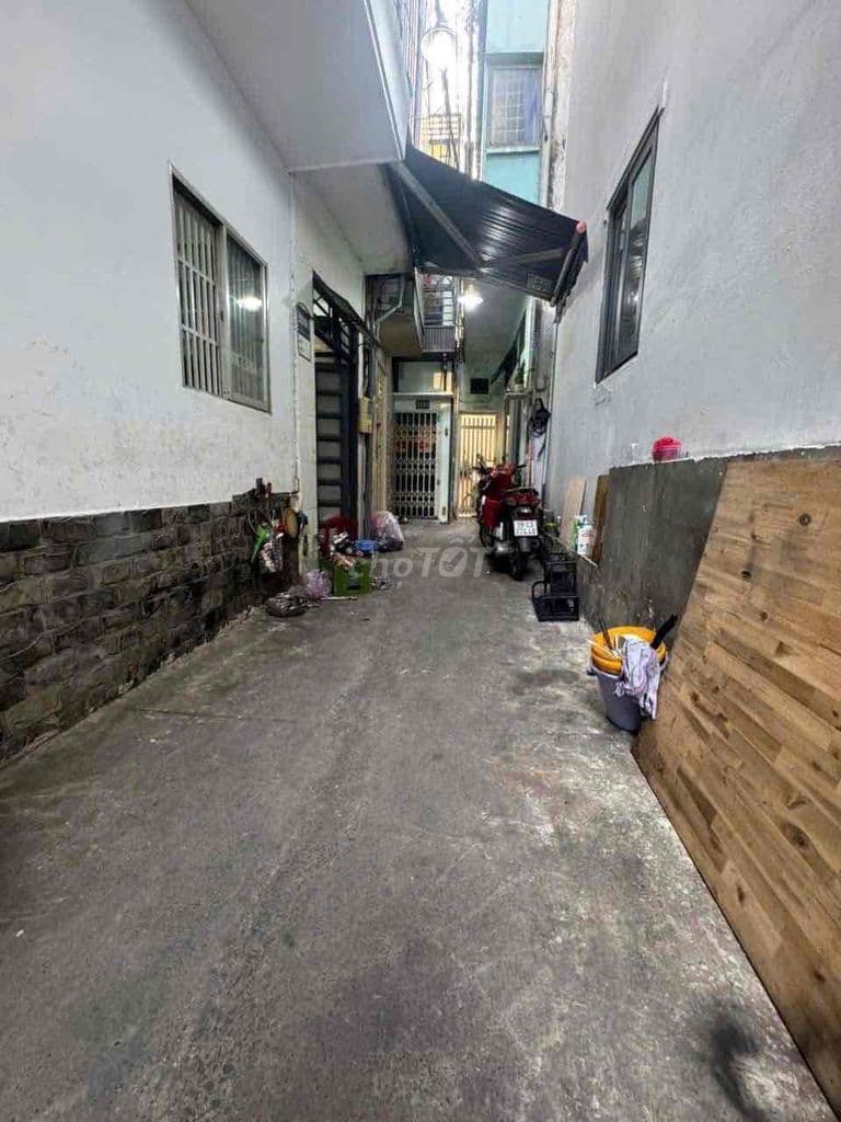 bán nhà 4 tầng. sổ Hồng riêng. ko huy hoạch. hẻm 3m - Ảnh 2