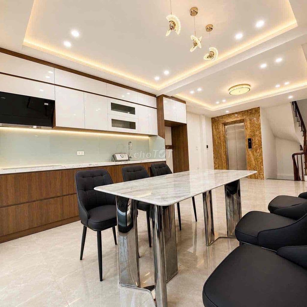 Nhà Xuân Thuỷ, Thang Máy, Thoáng Trước Sau, Ôtô 20m, Ngõ Thông, Đủ Đồ - Ảnh 3