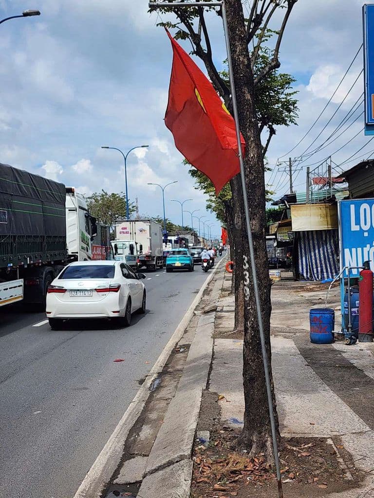 Bán nhà mặt tiền đường Trần Văn Giàu (6×50) - Ảnh 2