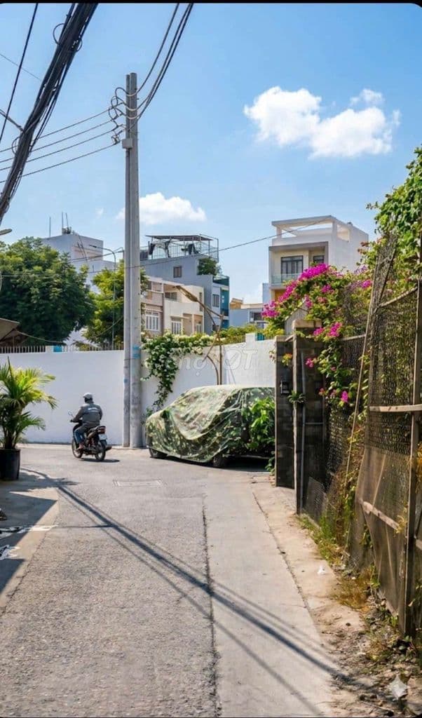 BÁN NHÀ 4 TẦNG, VỪA Ở VỪA CHO THUÊ,XE HƠI ĐỖ CỬA, ĐƯỜNG HUỲNH TẤN PHÁT