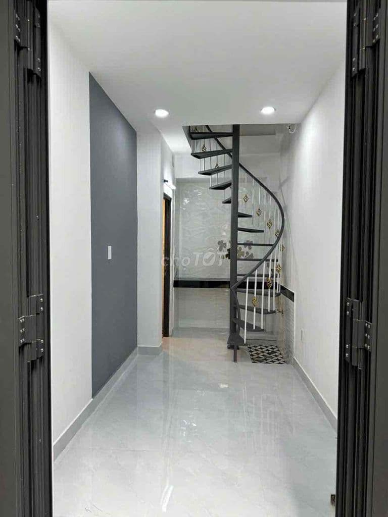 BÁN NHÀ NHỎ SÁT MẶT TIỀN BÀ HẠT Q10 - Ảnh 3