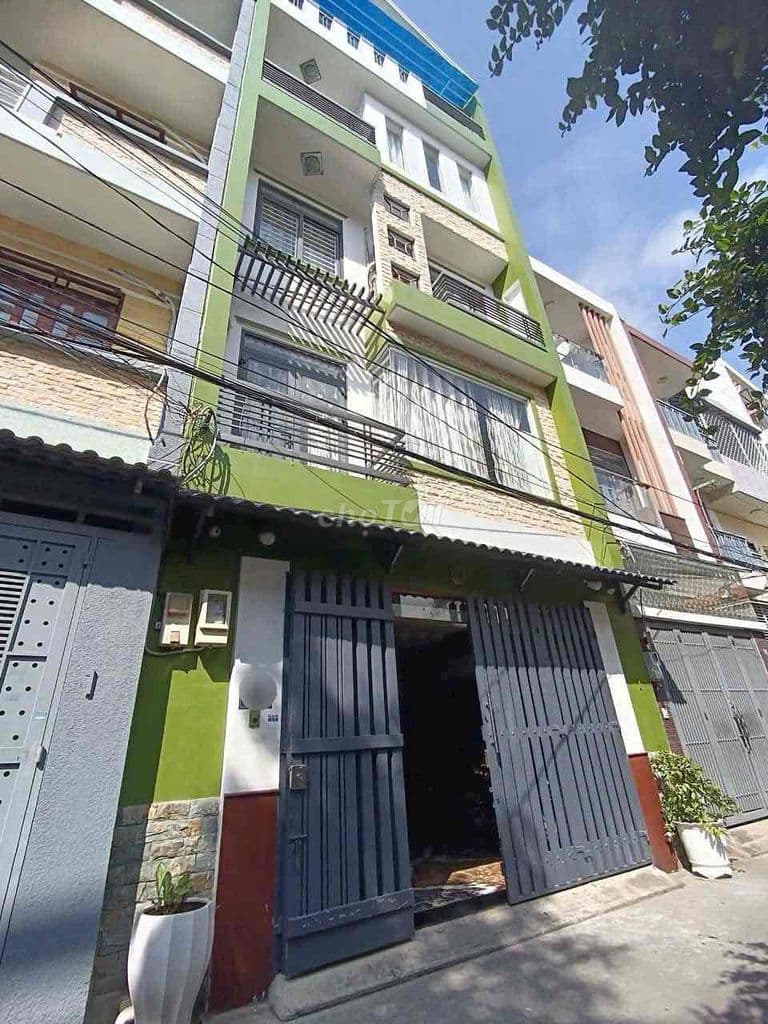 Bán nhà 6m thông Tân Hương DT 6x13 = 4 lầu giá 10.8 hạ còn 9.9 tỷ