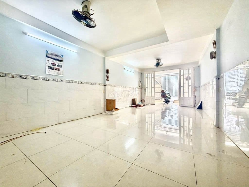 NHÀ CẤP 4, OTO CẤT NHÀ - 75M2, 2 TẦNG - NƠ TRANG LONG THÔNG - 8,XTY - Ảnh 2