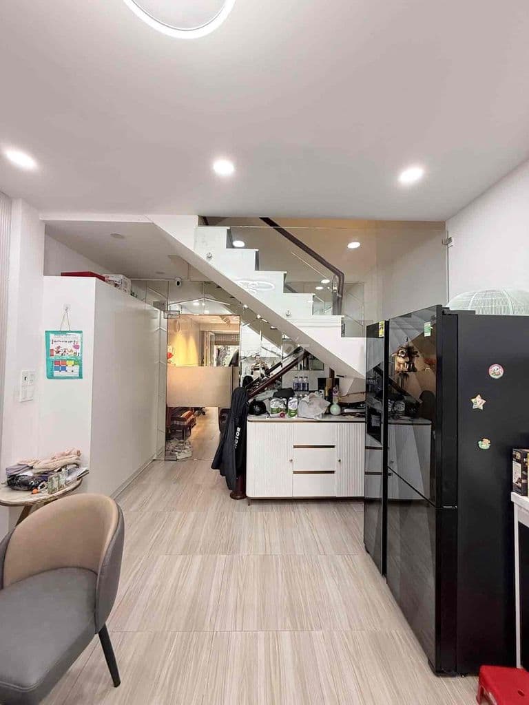 nhà Mặt tiền Kinh Doanh đường số 9 quận 11 , 3 tầng 4mx12.2m 50m2 - Ảnh 2