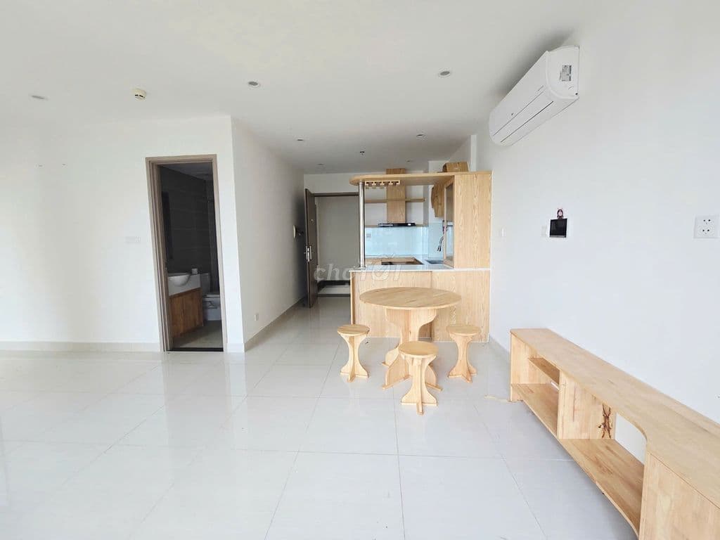 Tuấn Vinhomes Bán Căn Góc 2PN+ 2WC Giá Tốt, Có Sổ Hồng, Full Nội Thất - Ảnh 2