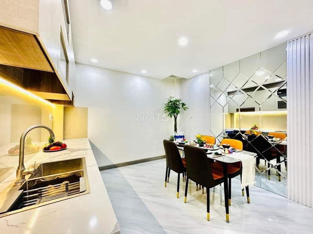 Nhà 4mx13m 2 Lầu 5 Txx Ngay Trường Chinh- Cộng Hòa - Ảnh 3