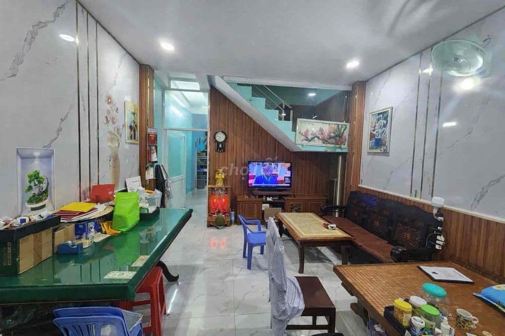 Hẻm rộng 3m gần Phú Mỹ Hưng quận 7 DT:4x16 2Tầng 3pn khu cao an ninh.