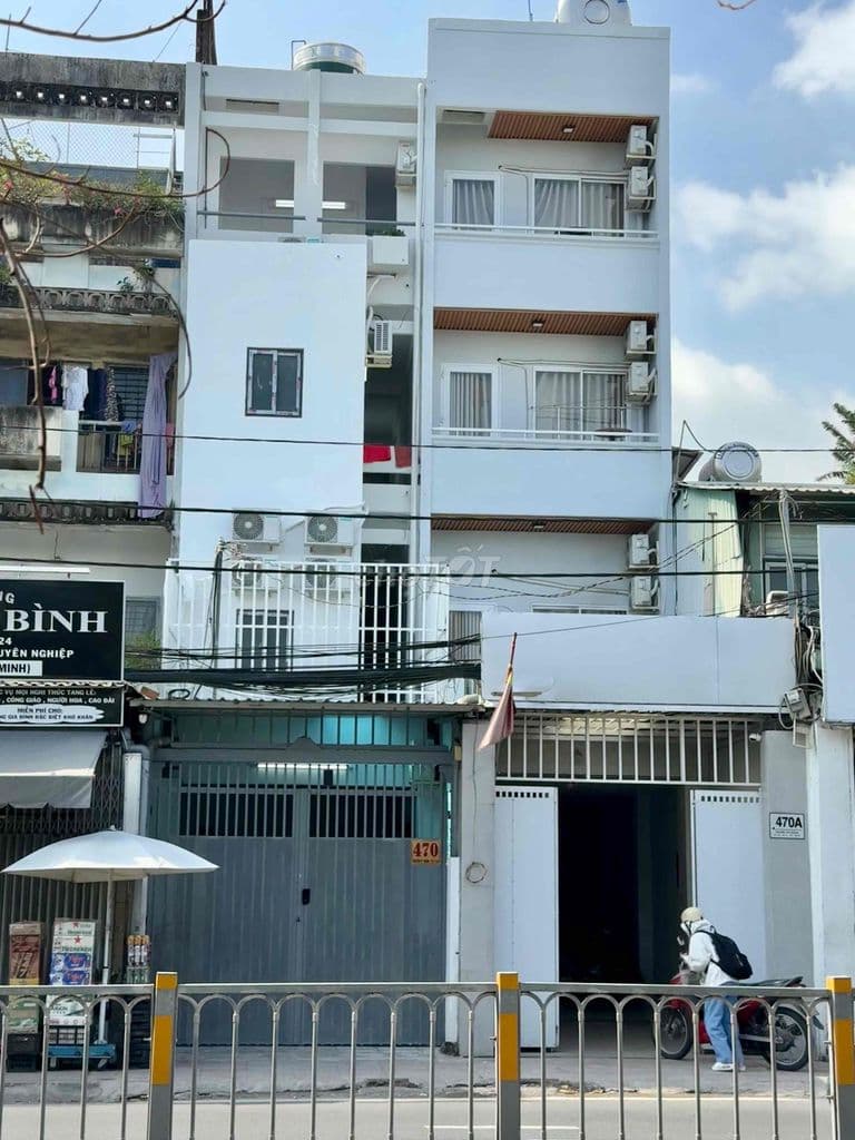 NHÀ MẶT TIỀN ĐƯỜNG NGUYỄN TẤT THÀNH Q4 - Ảnh 2