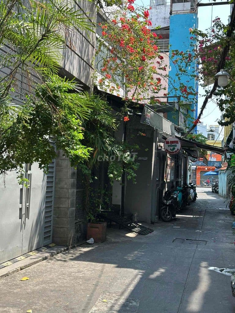 Nhà bán Nguyễn Văn Cừ Q5