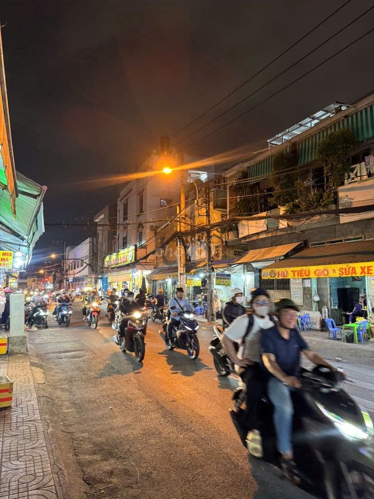 Hẻm 5m, 1 căn ra Mặt tiền - Khu Bàu Cát, Đồng Đen - 31m2 ngang 3.6m.