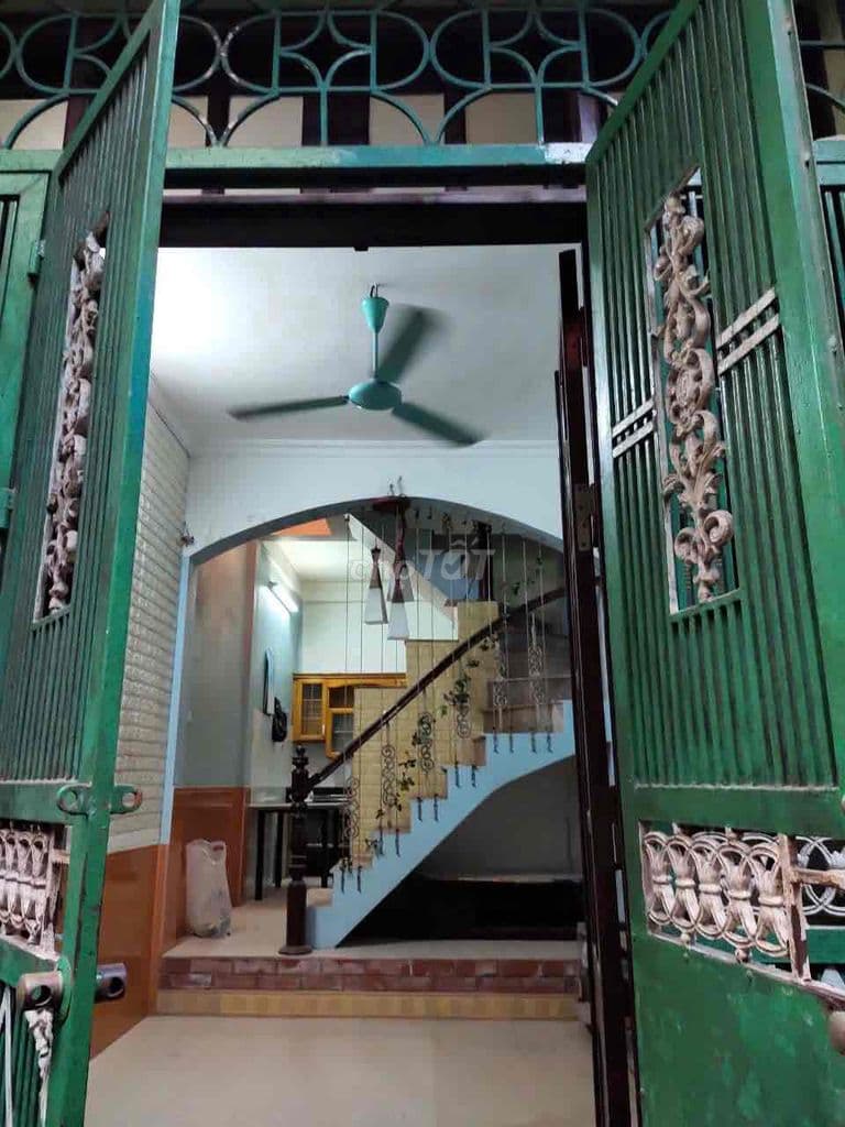 Bán nhà ngõ 272 Trần Khát Chân ngõ nông gần phố trước nhà xe sh quay - Ảnh 2