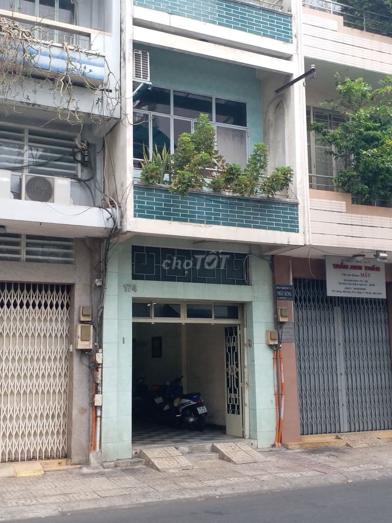 Bán nhà MT 4 tầng Lương Nhữ Học, P11 Q5, dt 3,5x16,7