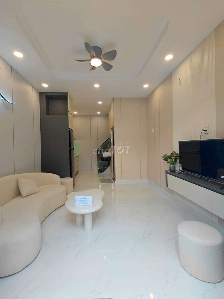 NHÀ NHỎ XINH TRƯƠNG THỊ HOA MỚI DẸP LUNG LINH - Ảnh 2
