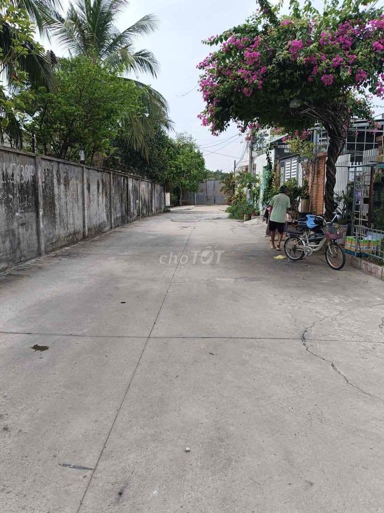 Lô góc siêu đẹp , xây cao tầng, gần Khu Đông Tăng Long - Ảnh 3