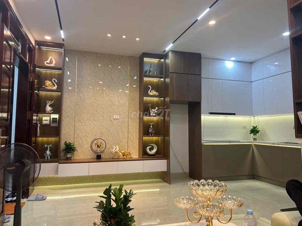 Bán Nhà 60m Hoàng Mai 5 Tầng cạnh trường C1.2 10m ô tô tránh 7.x tỷ - Ảnh 3