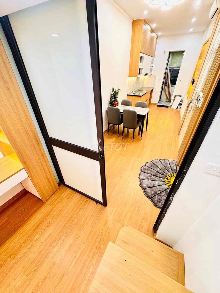 Hơn 3 tỷ có căn TT mặt phố Đại Cồ Việt-Sổ hồng-NT cao cấp-60m;3N - Ảnh 3