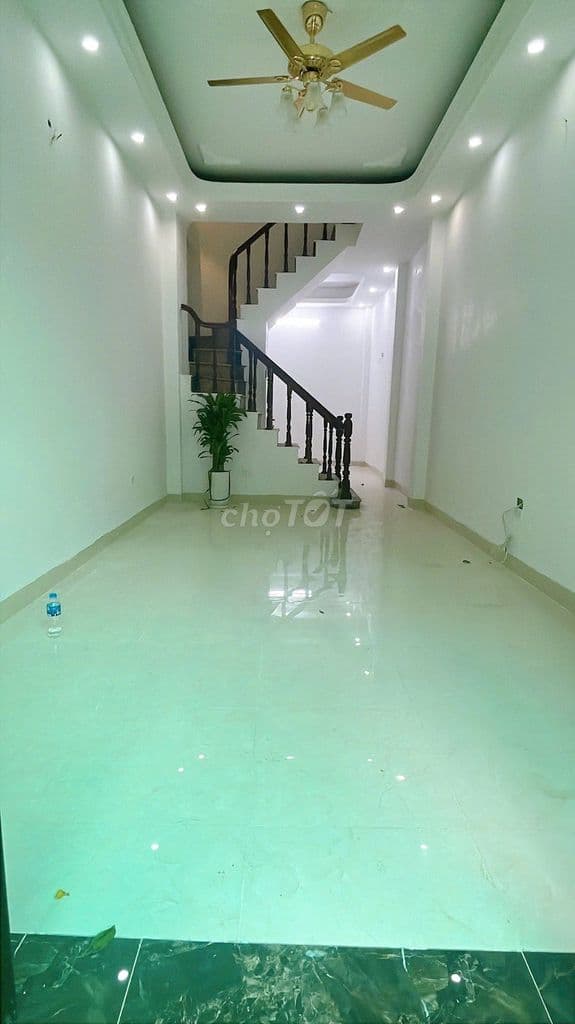 bán nhà 50m2 Cầu Giấy lô góc 2 thoáng - Ảnh 2