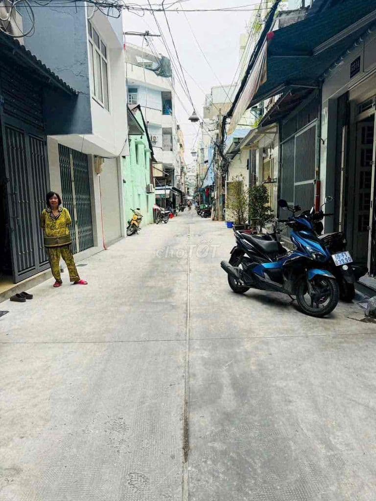 BÁN NHÀ 5 TẦNG HẺM XE HƠI NGUYỄN ĐÌNH CHIỂU Q3. GIÁ CHỈ: 7.7 TỶ TL
