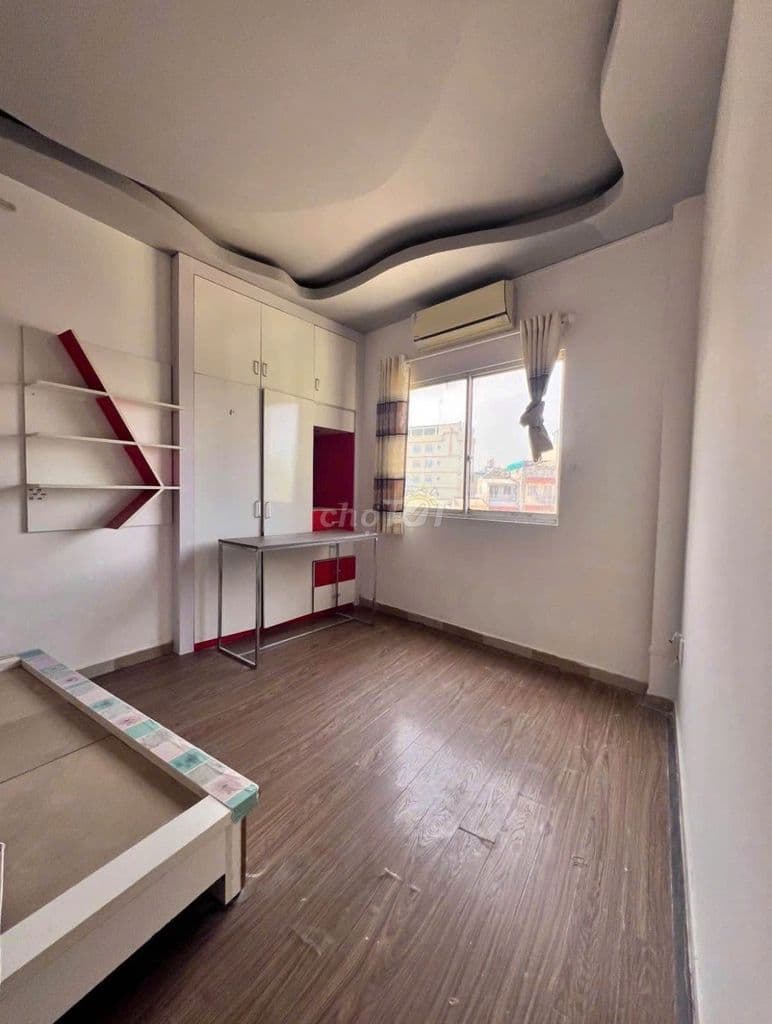 Bán nhà đẹp CMT8, Q3, 1T1L, 3PN, DT 52m2 Giá 2ty720, hẻm Oto - Ảnh 3