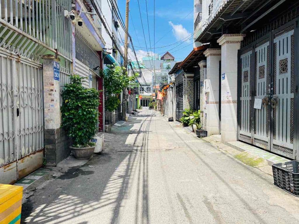 HẺM XE TẢI THÔNG 60M2 NGANG 4M - 3PN MÀ GIÁ NHỈNH 5 TỶ