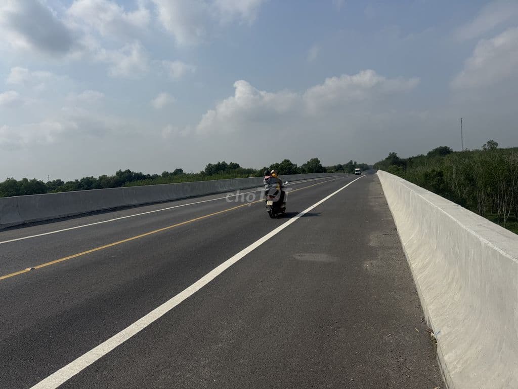 ĐẤT CỦ CHI TPHCM, 410M2,SỔ RIÊNG, NGỢP NGÂN HÀNG - Ảnh 2