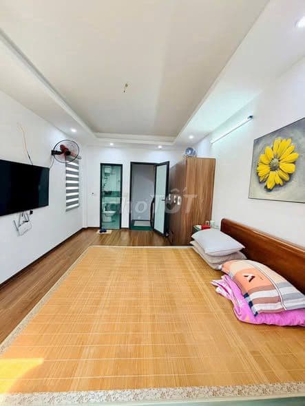 bán nhà đẹp Việt Hưng Long Biên lô góc nở hậu - Ảnh 3