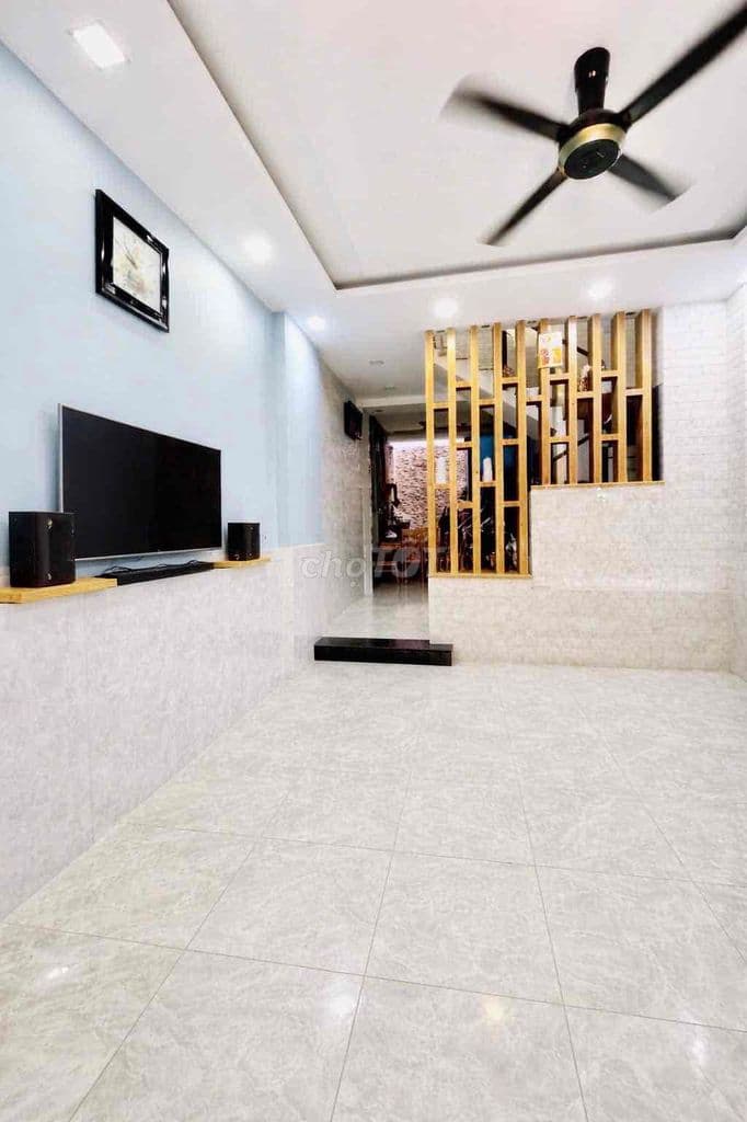 Nhà Mặt Tiền Đường Khu Vip Tên Lửa, 3 Tầng, 4,5x15M, Chỉ Hơn 7 Tỷ - Ảnh 2