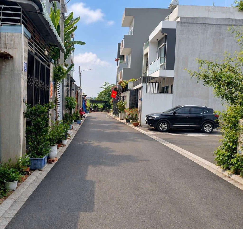 Nhà 4 Tầng, 4PN, 4x14M, Ngô Chí Quốc