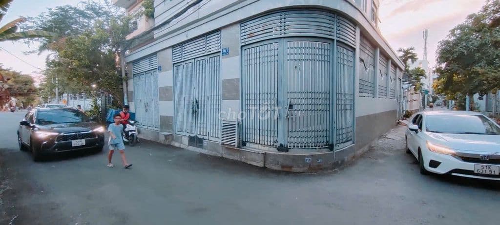 Bán Nhà Góc 2 Mặt Tiền Linh Đông Thủ Đức - Thu Nhập 40Tr/Tháng