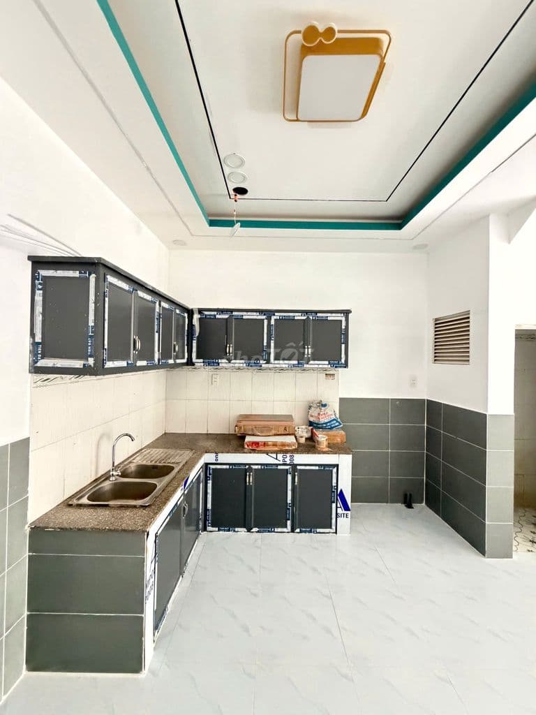 CHÍNH CHỦ GỬI EM THÍA NHÀ SHR 895 TRIỆU - 1 TRỆT 1 LẦU 2PN 2WC - Ảnh 2