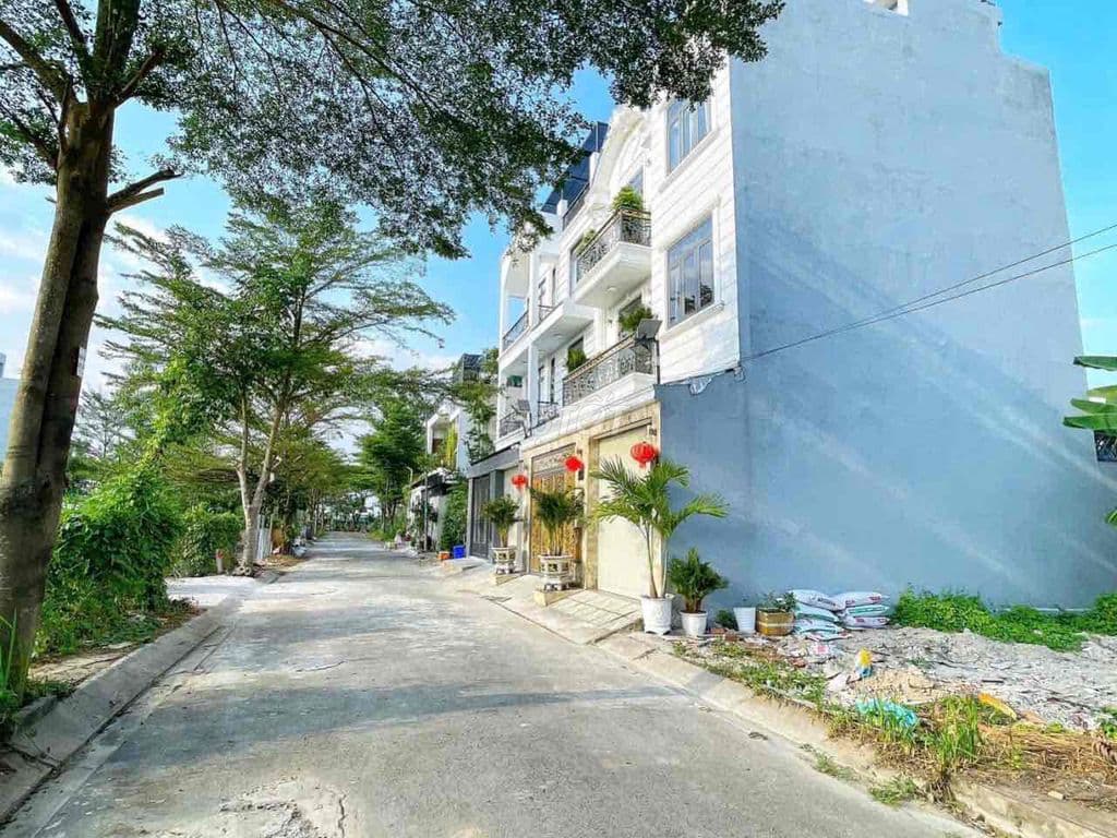 Bán đất nền 80.3m2 giá 3.6 tỷ