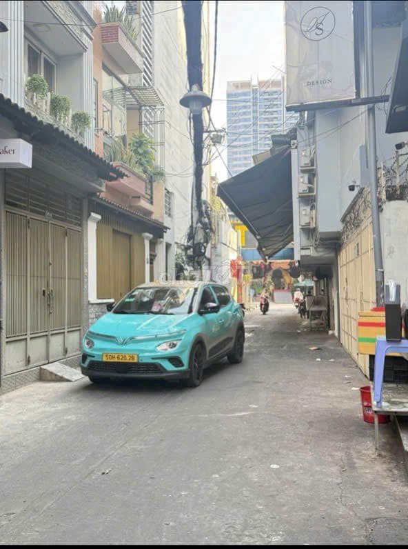 QUẬN 10 - NHÀ CĂN GÓC 2 MT - HXH 6M. THÍCH HỢP ĐẦU TƯ “ NHỈNH 11 TỶ ” - Ảnh 2