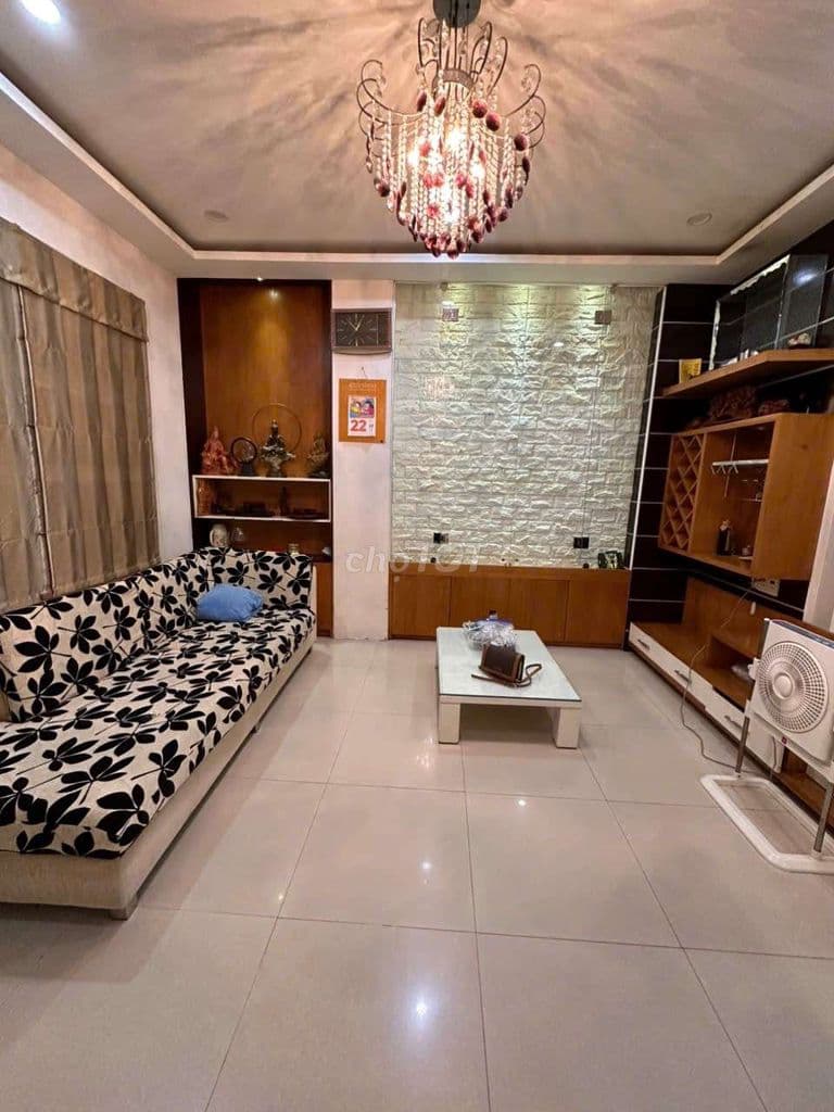 Mình cần bán căn hộ chính chủ, miễn trung gian