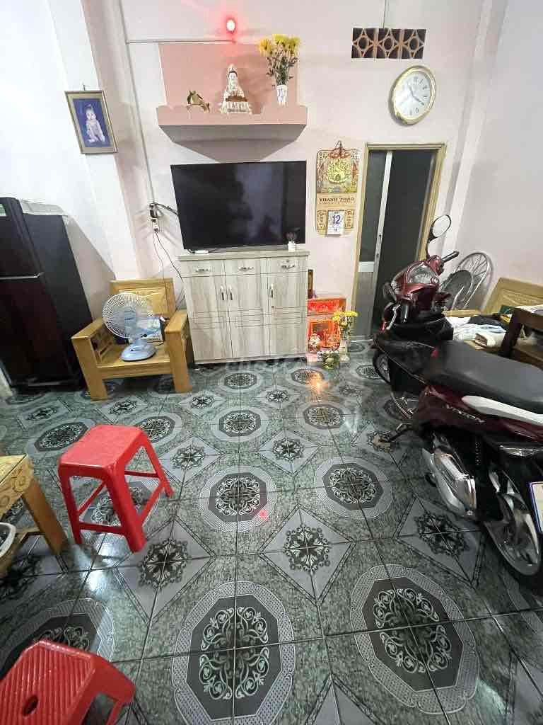 84 Tên Lửa-AEON-Diện Tích 33m2-3 Phòng Ngủ(có phòng ngủ trệt )