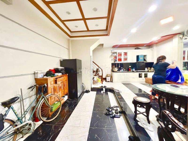 Ngọc Khánh, 3 gác đỗ, ngõ thông, lô góc, dân xây, full đồ, ở luôn