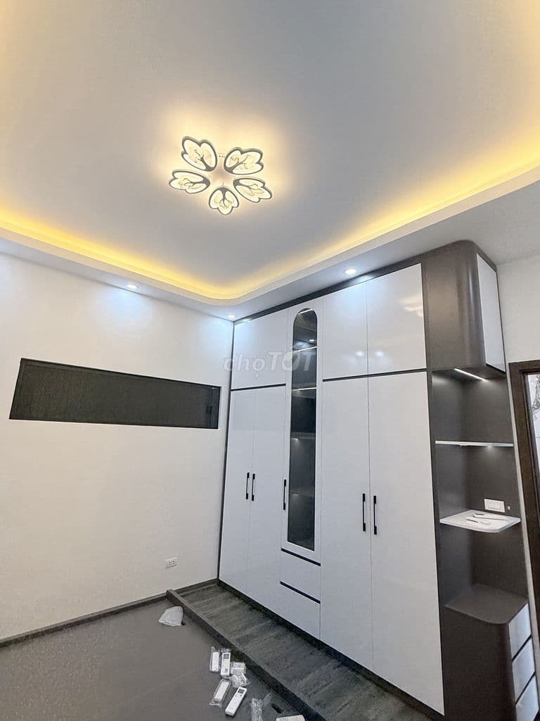 Hơn 4 Tỷ Chung Cư Long Biên Nội Thất Luxurry