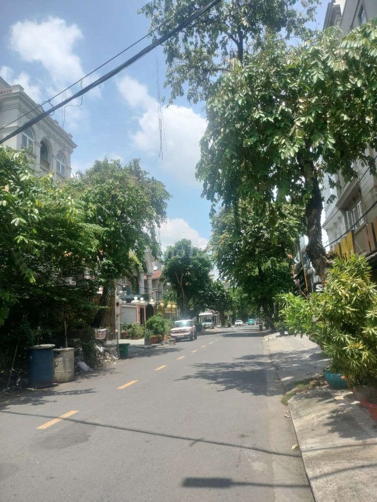 Bán Nhà Mặt Tiền DT:6x20 nhà 2lau khu trung sơn cạnh quận 7 - Ảnh 3