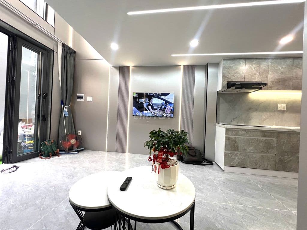 Bán nhà 3 tầng đường Lý Thái Tổ, 26m2, đối diện nhi đồng 1, chỉ 5 tỷ 4 - Ảnh 2